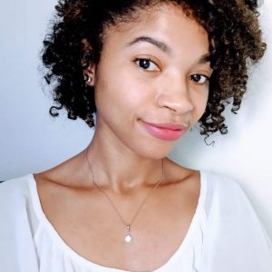 Perfil Autora Priscila Brito